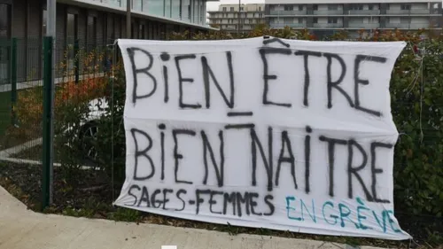 Sages-femmes en grève